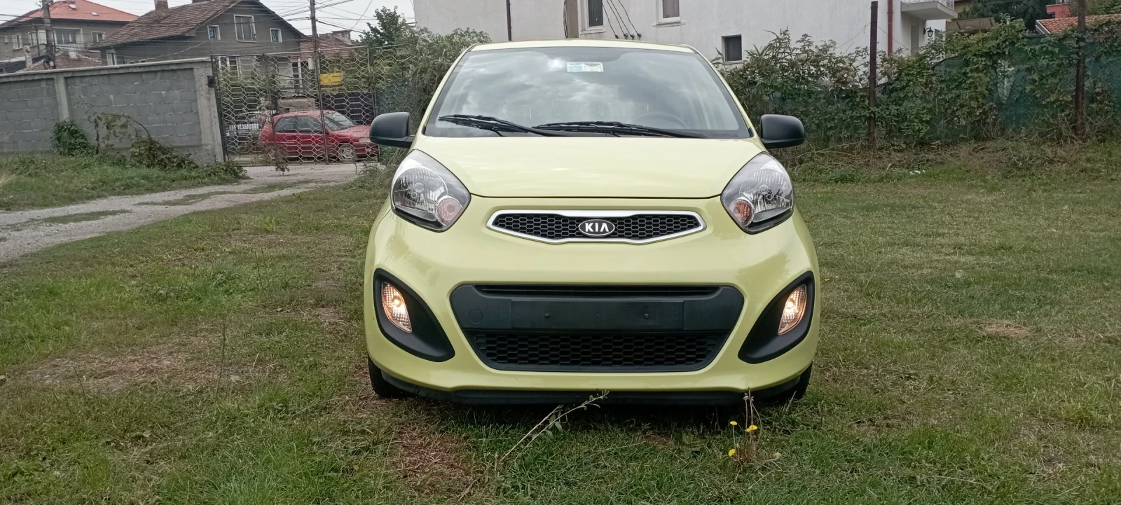 Kia Picanto 1.0 - изображение 3