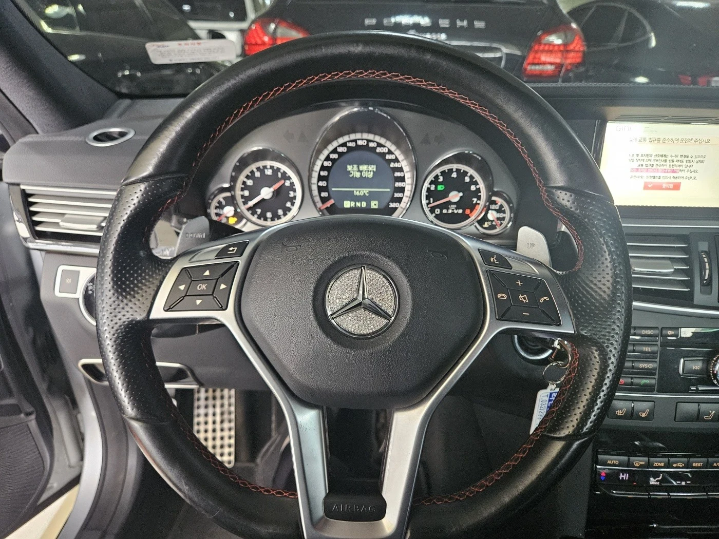 Mercedes-Benz E 63 AMG С видео  - изображение 5