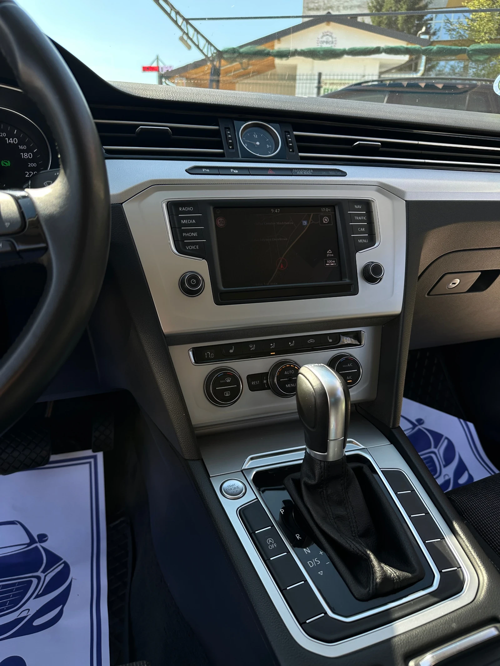 VW Passat Comfortline* DSG*  - изображение 10