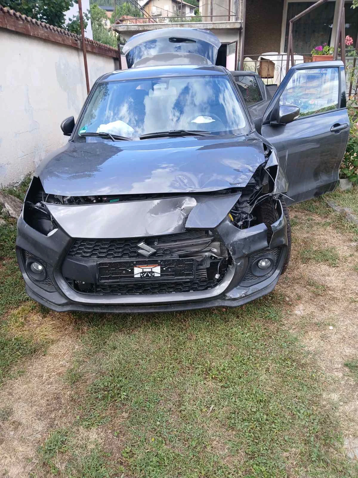 Suzuki Swift  - изображение 4