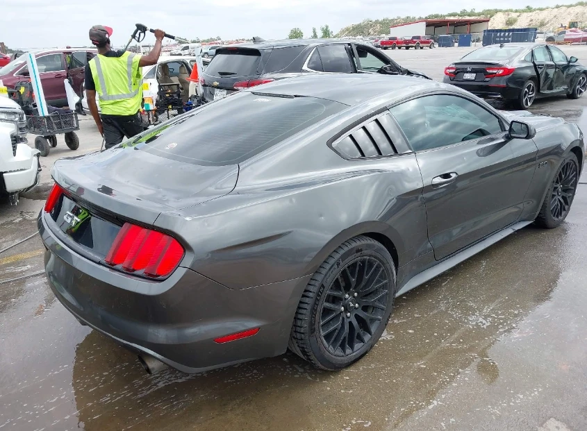 Ford Mustang GT - изображение 4