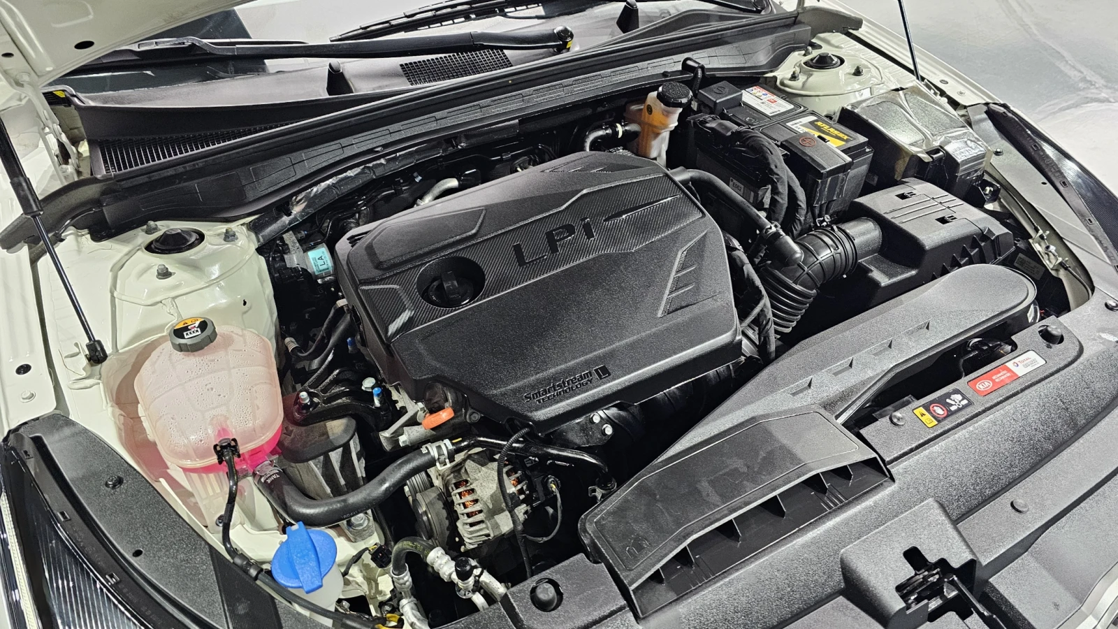 Kia K5 2.0LPI STANDARD - изображение 6