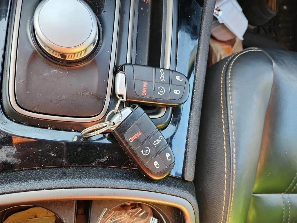 Chrysler 300c * 300S * CARFAX * ���� �� �� | Mobile.bg � ����������� 7