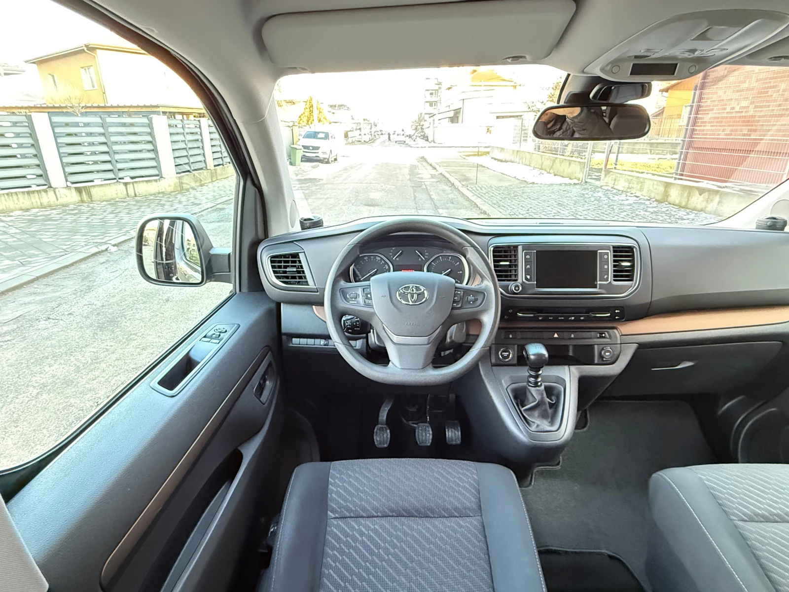 Toyota Proace City Verso 2.0HDI-8м-ШВЕЙЦАРИЯ-TOP - изображение 10