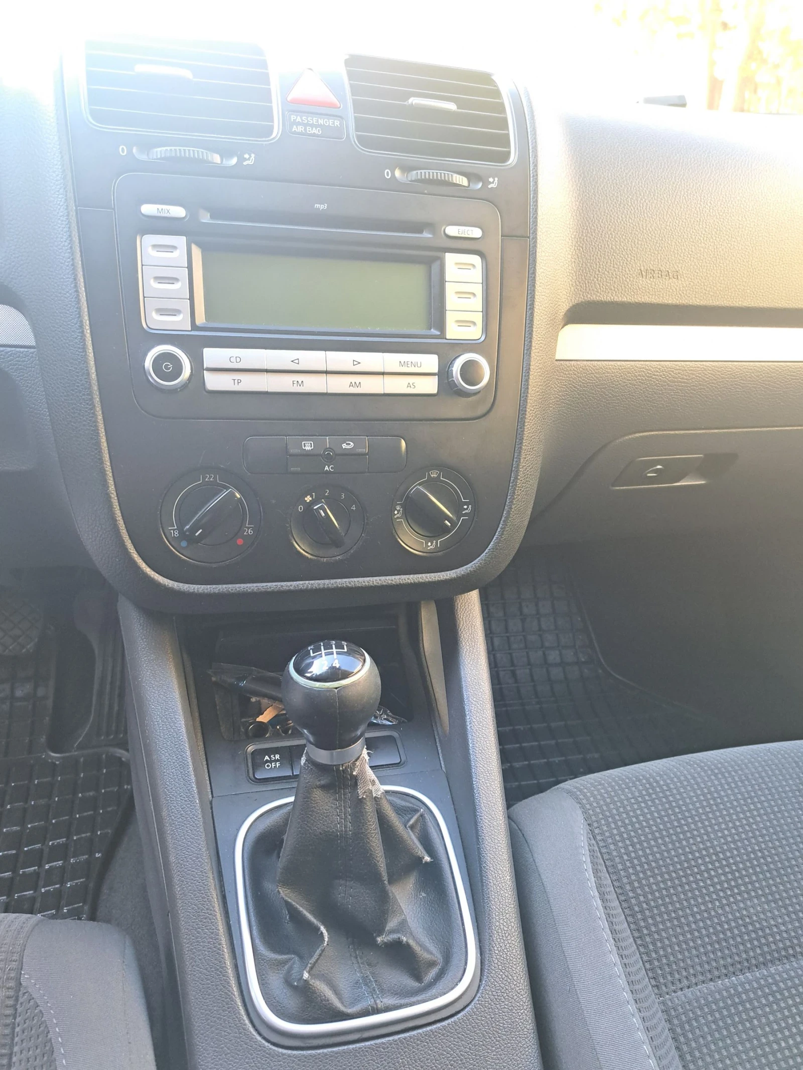 VW Golf 1.9TDI. 105ks, снимка 11 - Автомобили и джипове - 53881166