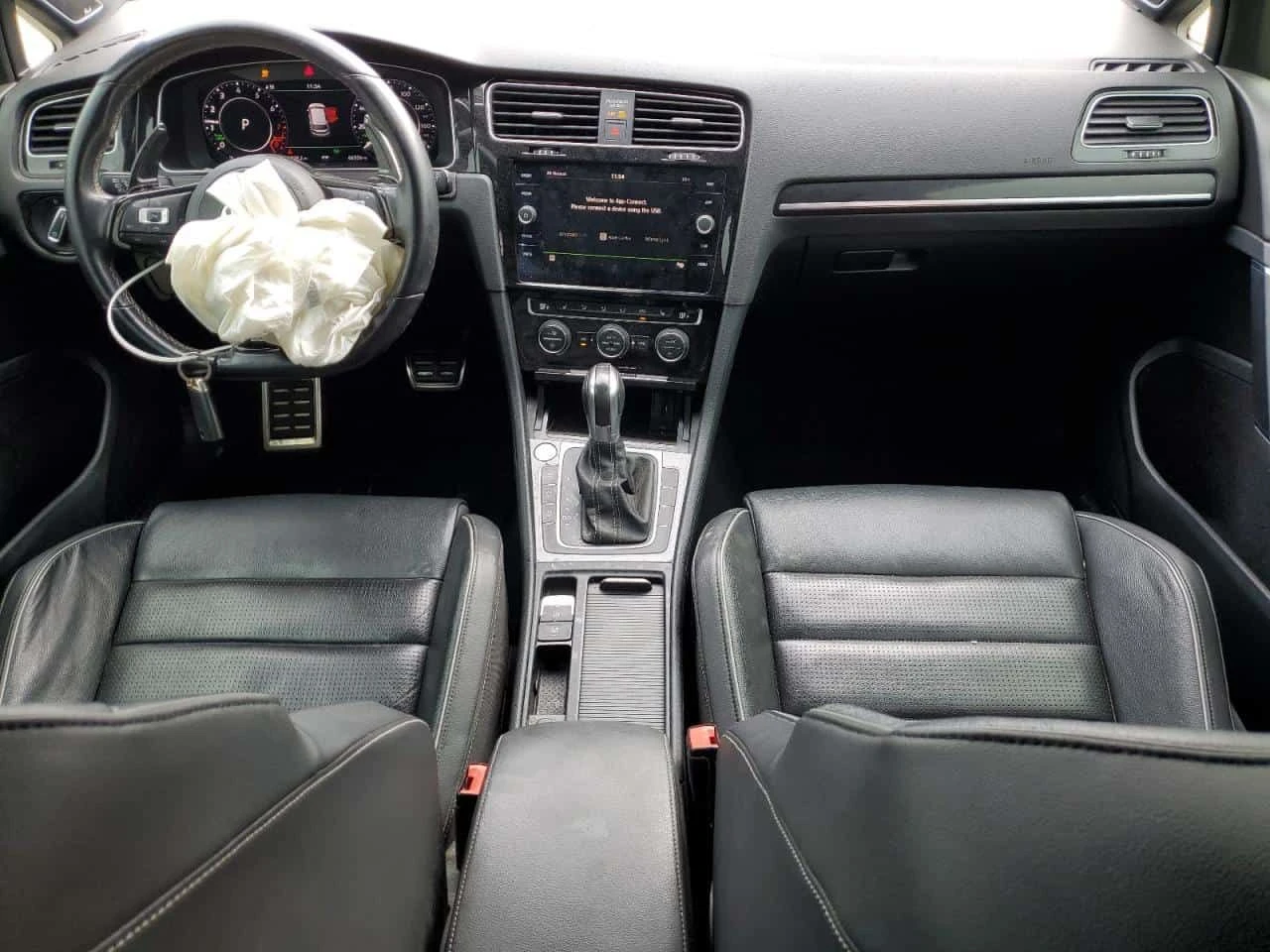 VW Golf /CAMERA/ПОДГРЕВИ , снимка 8 - Автомобили и джипове - 53997161