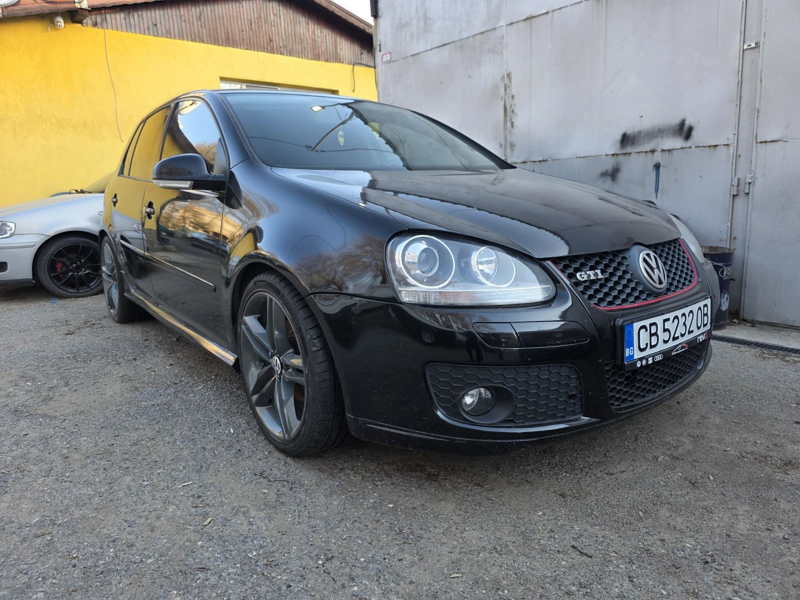 VW Golf 2.0 FSI GTI 4x4, снимка 4 - Автомобили и джипове - 54240333