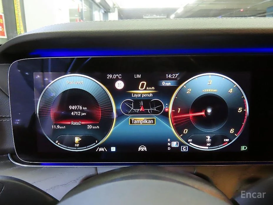Mercedes-Benz E 220, снимка 9 - Автомобили и джипове - 54715424