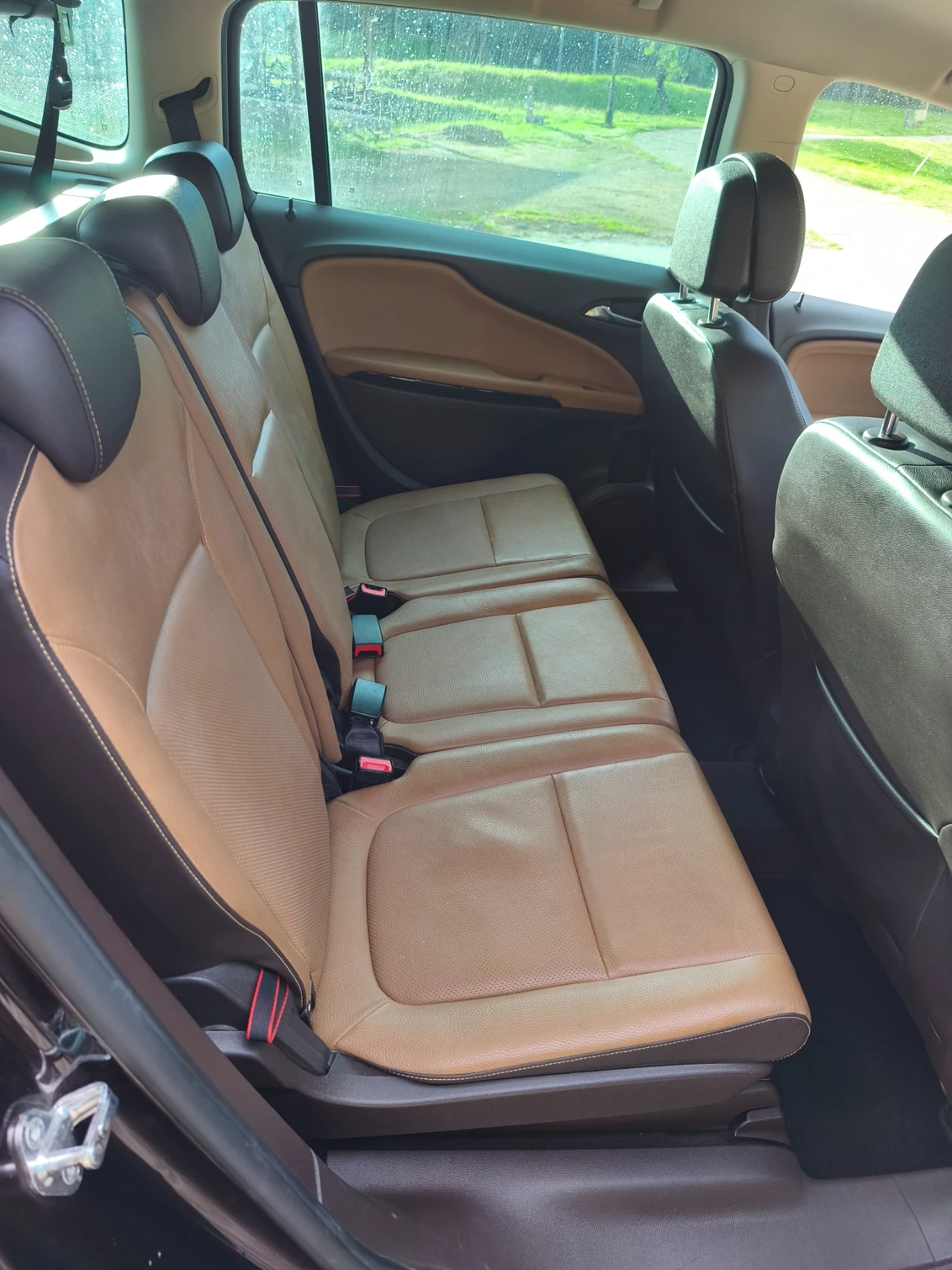 Opel Zafira 2.0 CDTI TOURER 6+ 1, снимка 7 - Автомобили и джипове - 54732413