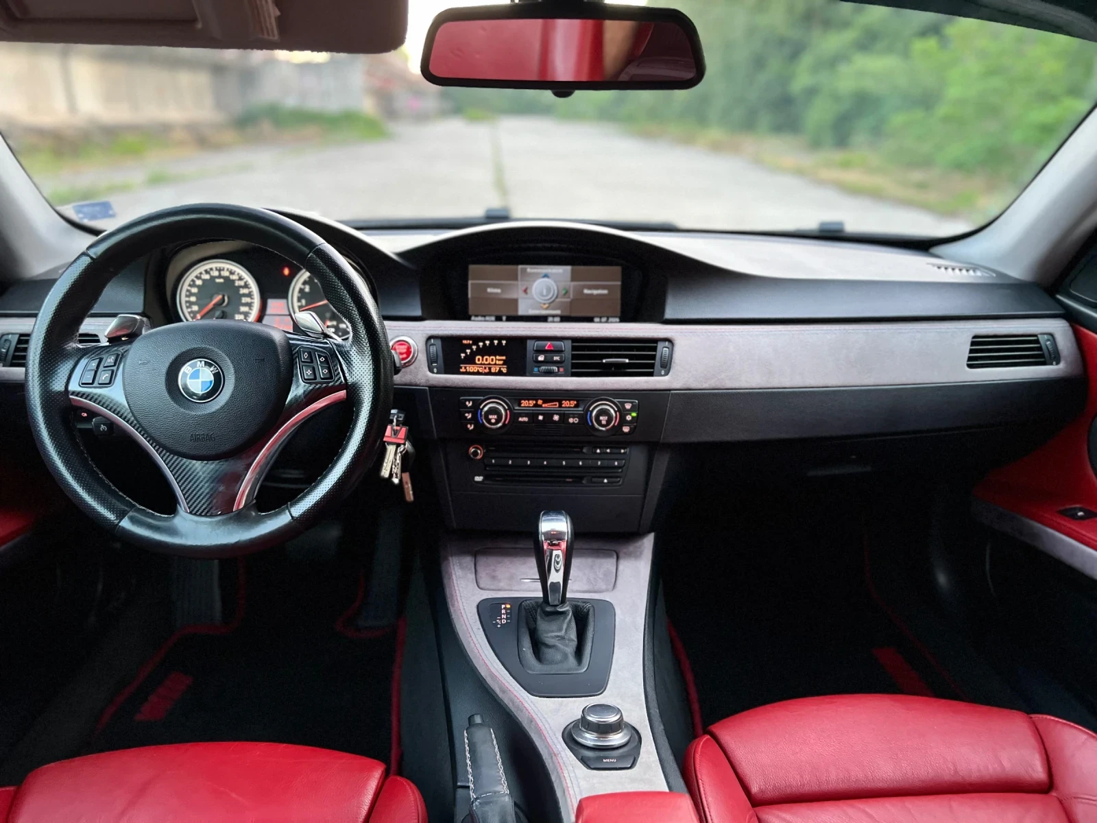 BMW 335, снимка 9 - Автомобили и джипове - 55159939