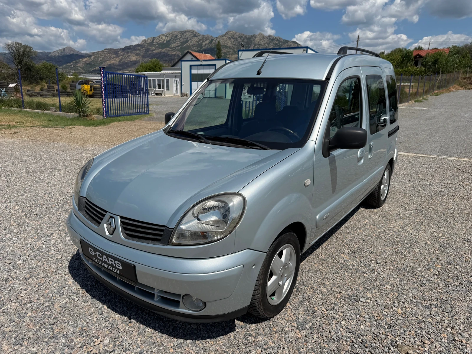 Renault Kangoo 1.5/КЛИМАТИК, снимка 8 - Автомобили и джипове - 55463784