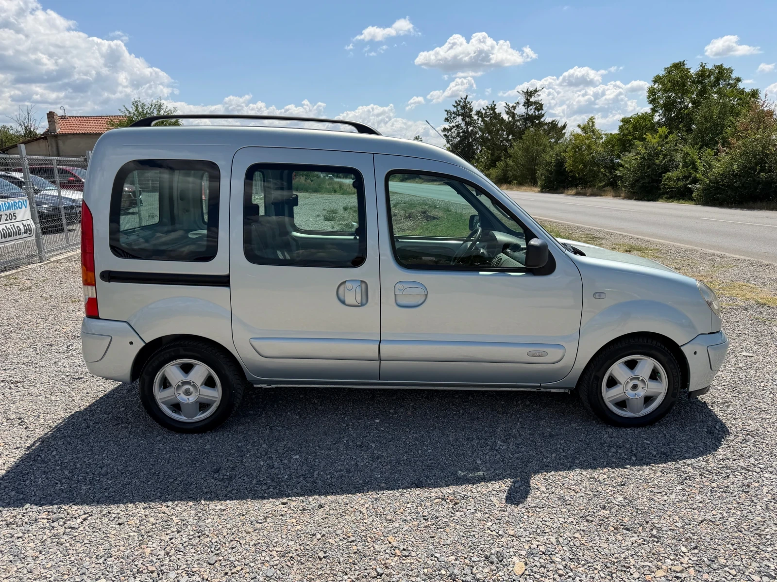 Renault Kangoo 1.5/КЛИМАТИК, снимка 3 - Автомобили и джипове - 55463784