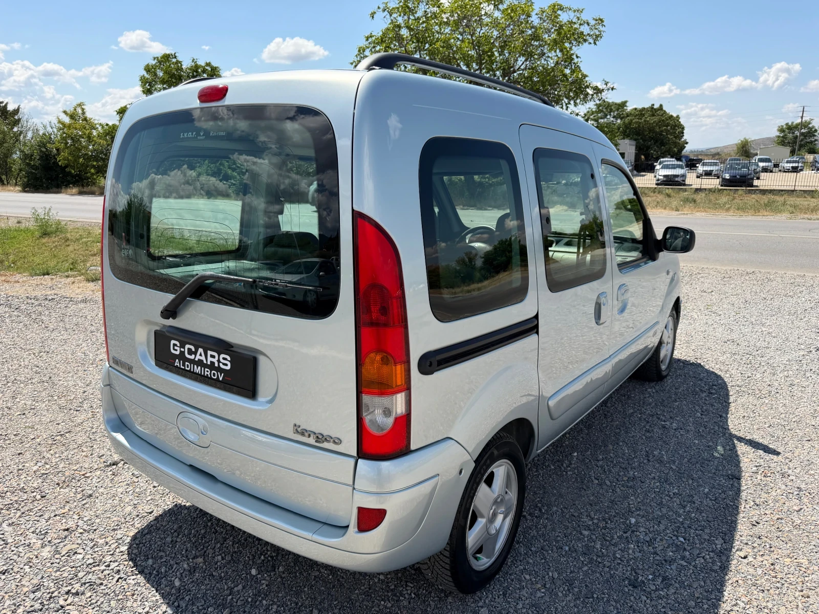 Renault Kangoo 1.5/КЛИМАТИК, снимка 4 - Автомобили и джипове - 55463784