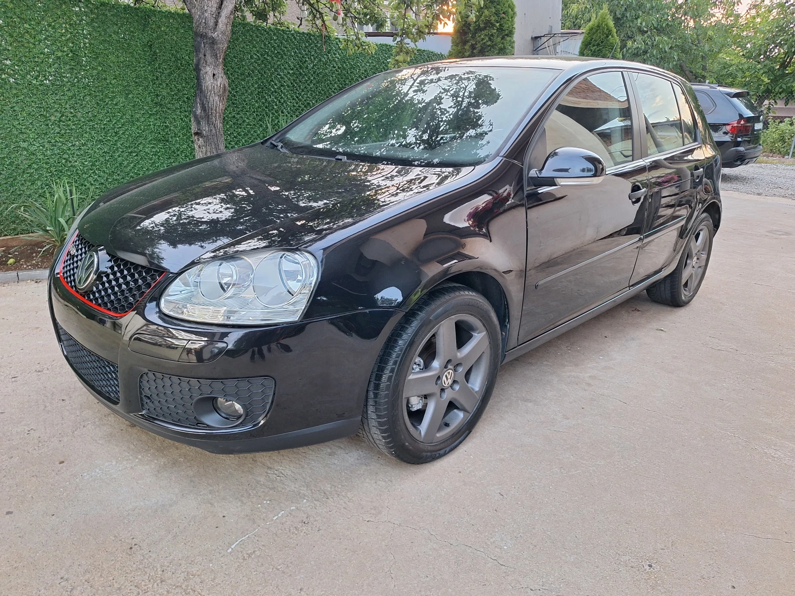 VW Golf 1.9 Tdi 4x4, снимка 2 - Автомобили и джипове - 55468467