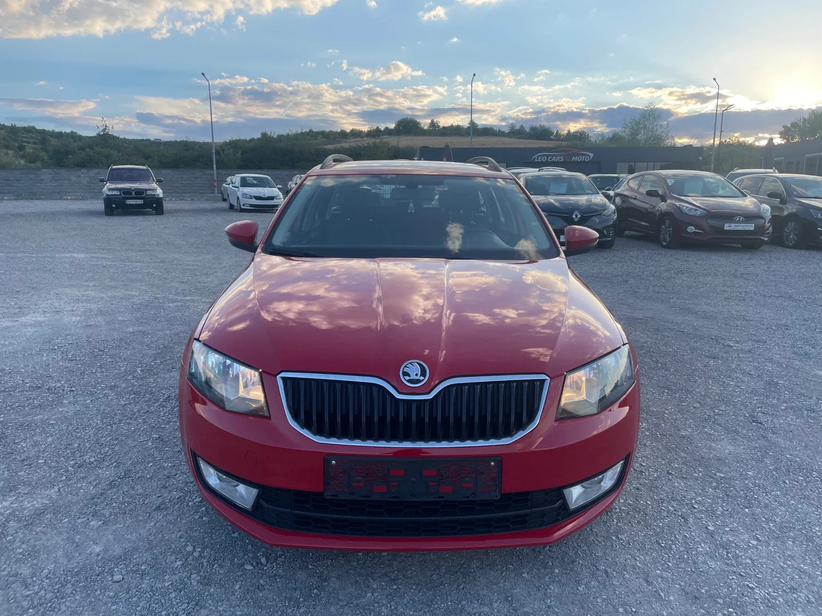 Skoda Octavia 1.6TDI NAVI EURO6, снимка 2 - Автомобили и джипове - 55954813