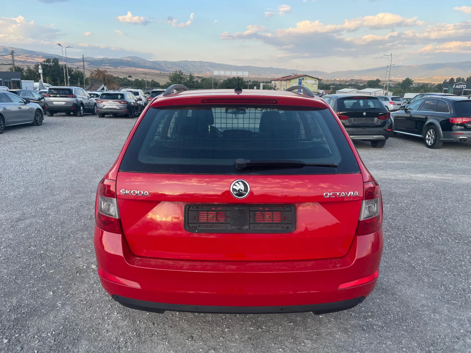 Skoda Octavia 1.6TDI NAVI EURO6, снимка 6 - Автомобили и джипове - 55954813