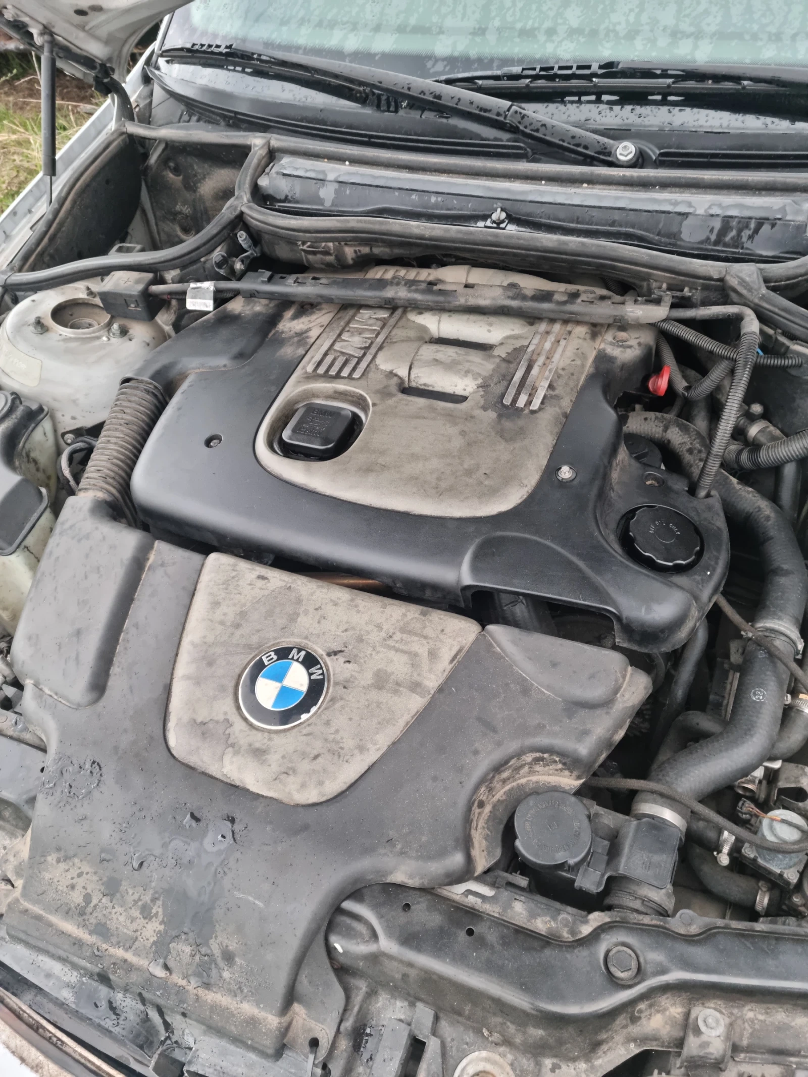 BMW 320  Бракувана, снимка 3 - Автомобили и джипове - 56076134