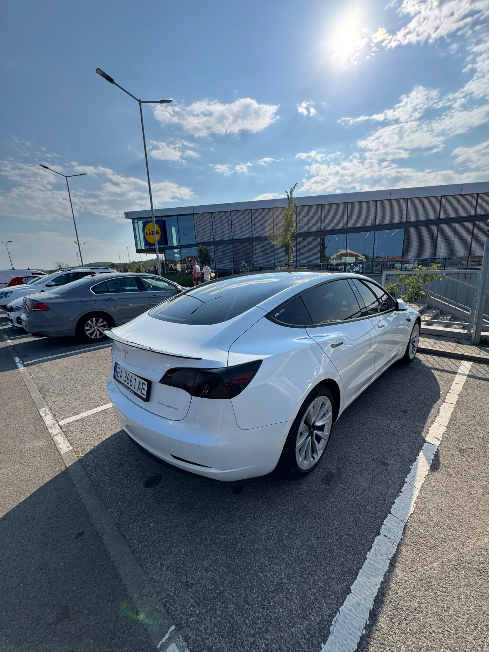 Tesla Model 3 LR Термопомпа, снимка 4 - Автомобили и джипове - 56159282