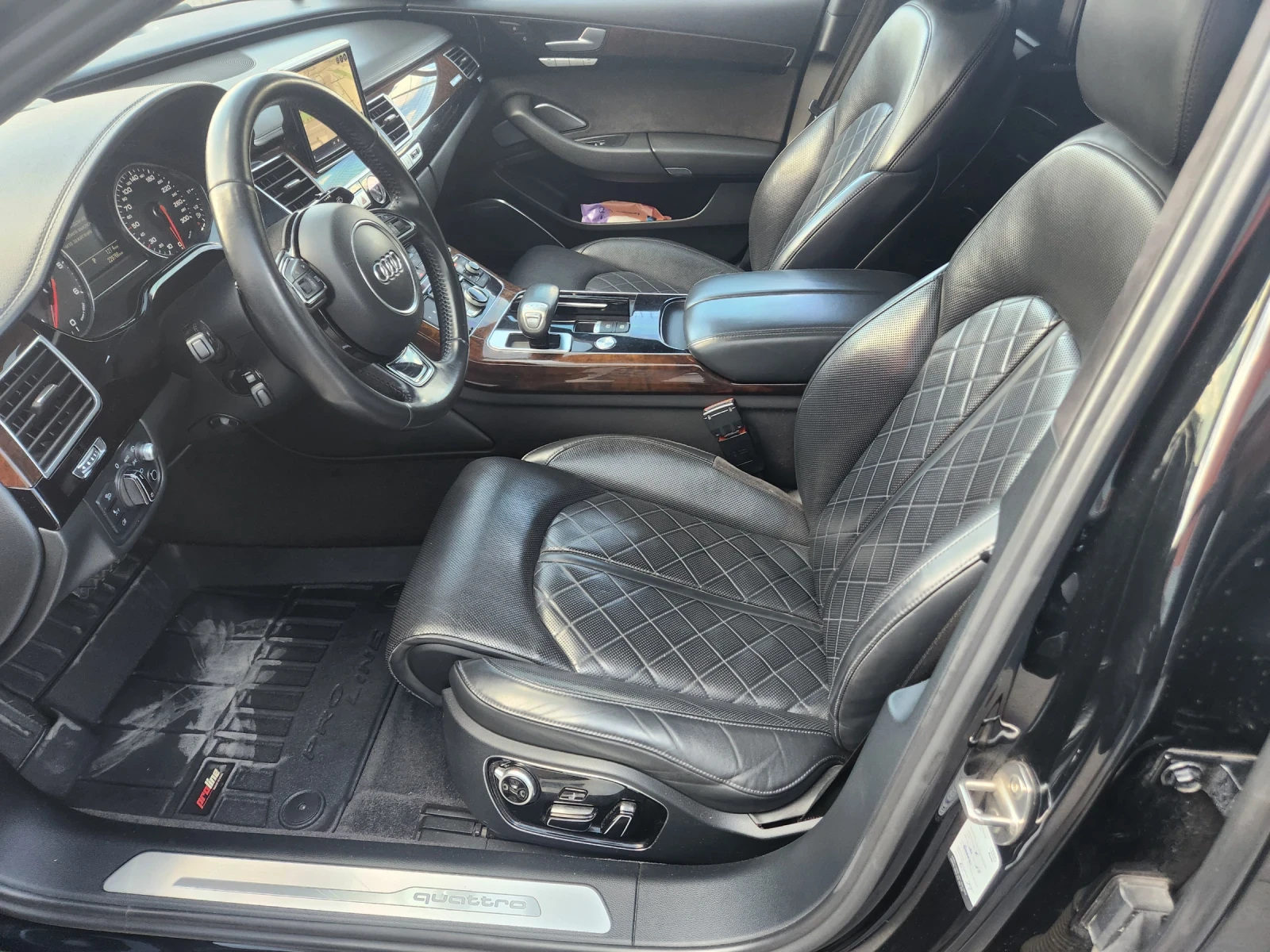 Audi A8 4.2 TDI  3XTV B&O МАСАЖ, ВАКУМ, снимка 11 - Автомобили и джипове - 56165495