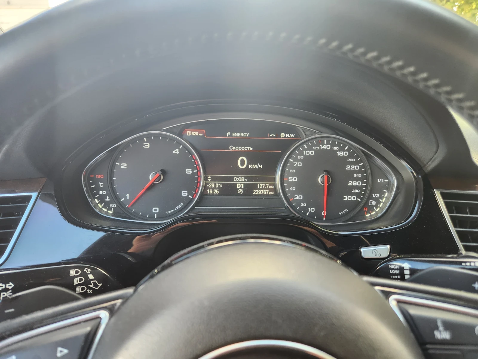 Audi A8 4.2 TDI  3XTV B&O МАСАЖ, ВАКУМ, снимка 14 - Автомобили и джипове - 56165495