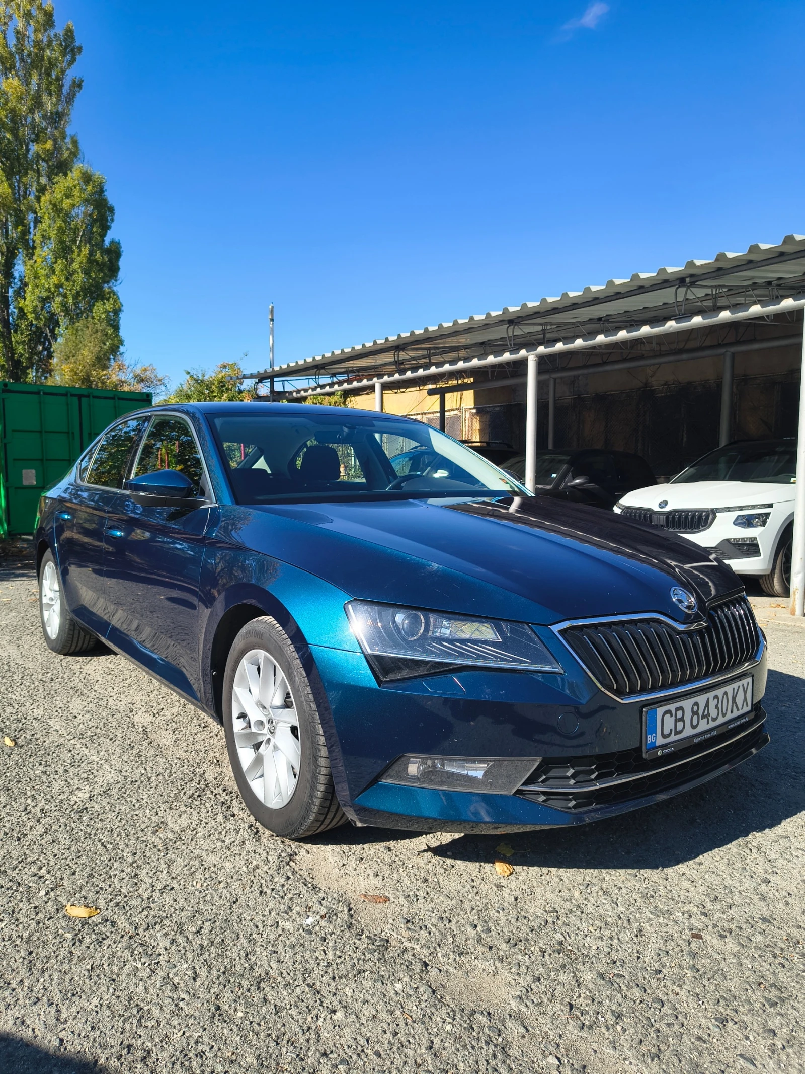 Skoda Superb 2.0 190 к.с. 4х4, снимка 2 - Автомобили и джипове - 56573975