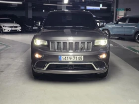 Jeep Grand cherokee SUMMIT* 4X4* 8ZF* DISTRONIC* HARMAN* PANO* ОБДУХ* , снимка 2