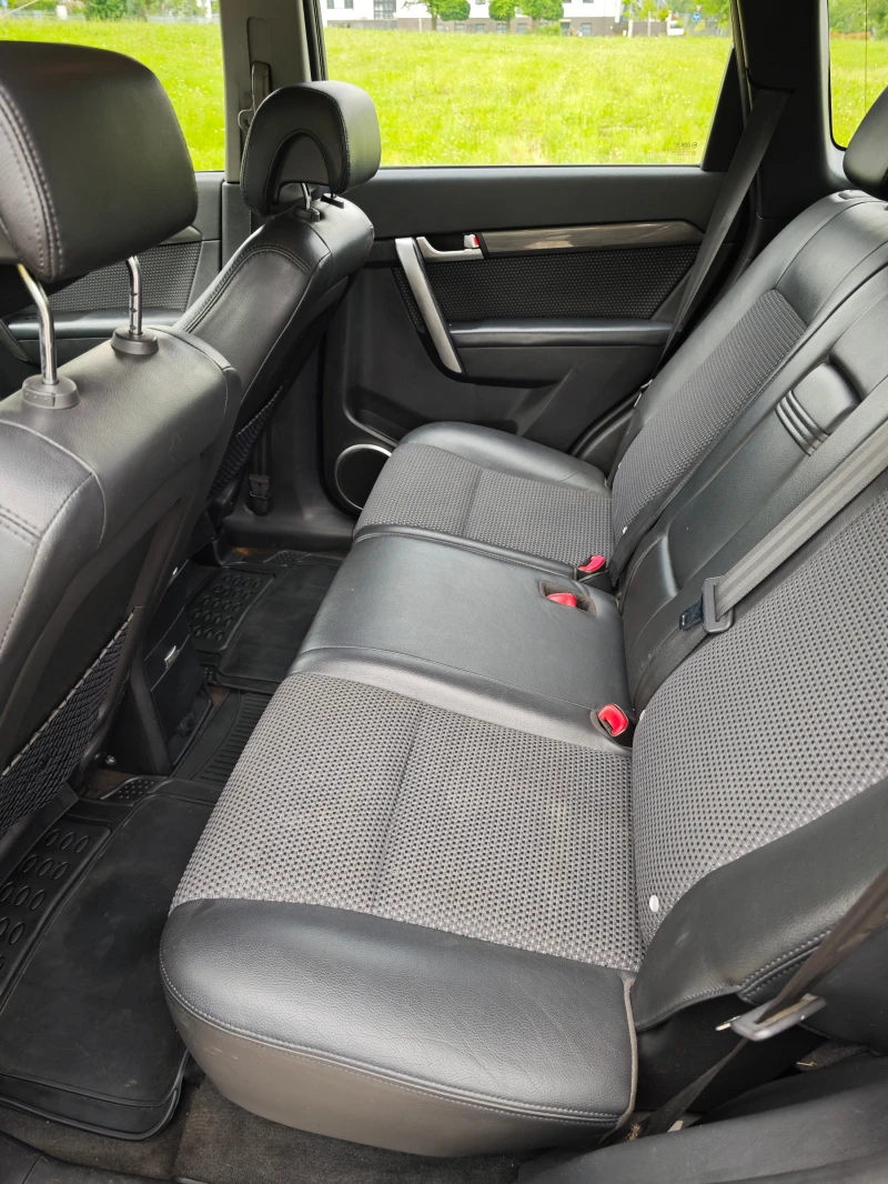 Chevrolet Captiva, снимка 15 - Автомобили и джипове - 52832894
