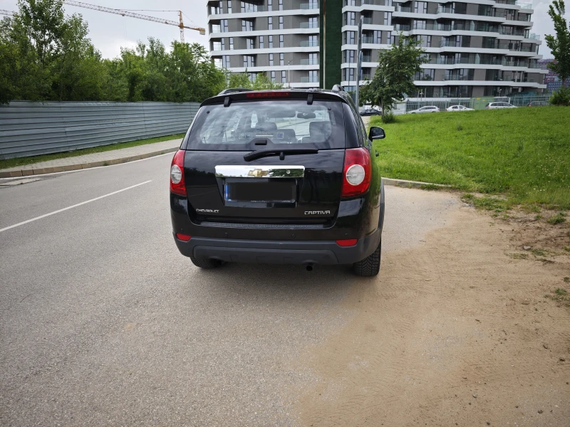 Chevrolet Captiva, снимка 8 - Автомобили и джипове - 48124904