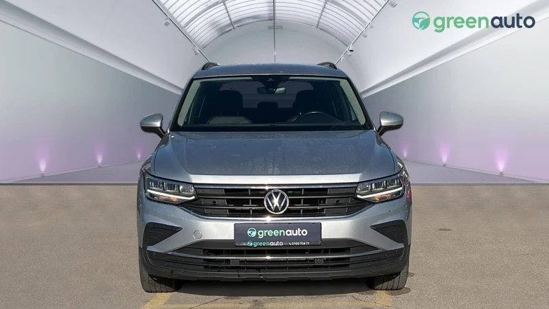 VW Tiguan 2.0 TDi DSG 4Motion, снимка 4 - Автомобили и джипове - 48309878