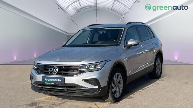 VW Tiguan 2.0 TDi DSG 4Motion, снимка 1 - Автомобили и джипове - 48309878