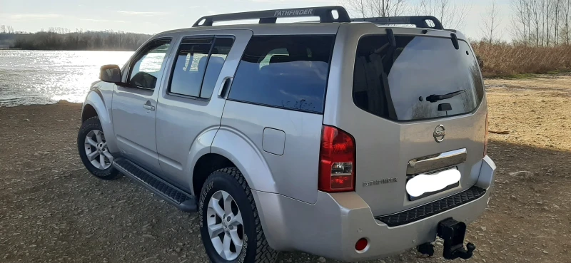 Nissan Pathfinder, снимка 5 - Автомобили и джипове - 51949100
