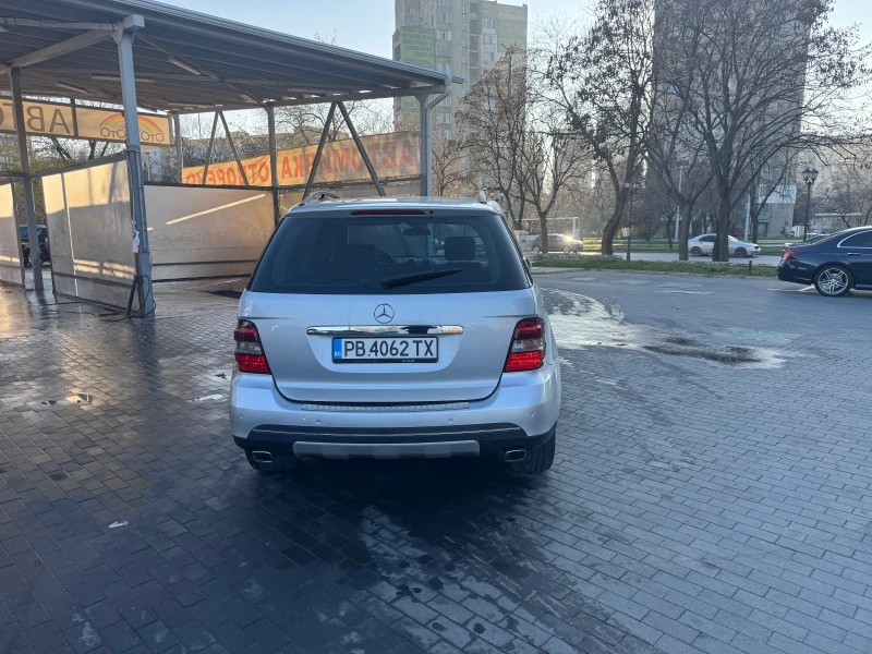Mercedes-Benz ML 320 3.2CDI* 224к.с* 4-matic* Airmatic* подгрев, снимка 4 - Автомобили и джипове - 52738472