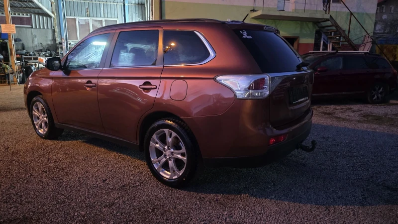 Mitsubishi Outlander 2.2DID 150 K.S., снимка 5 - Автомобили и джипове - 52744010