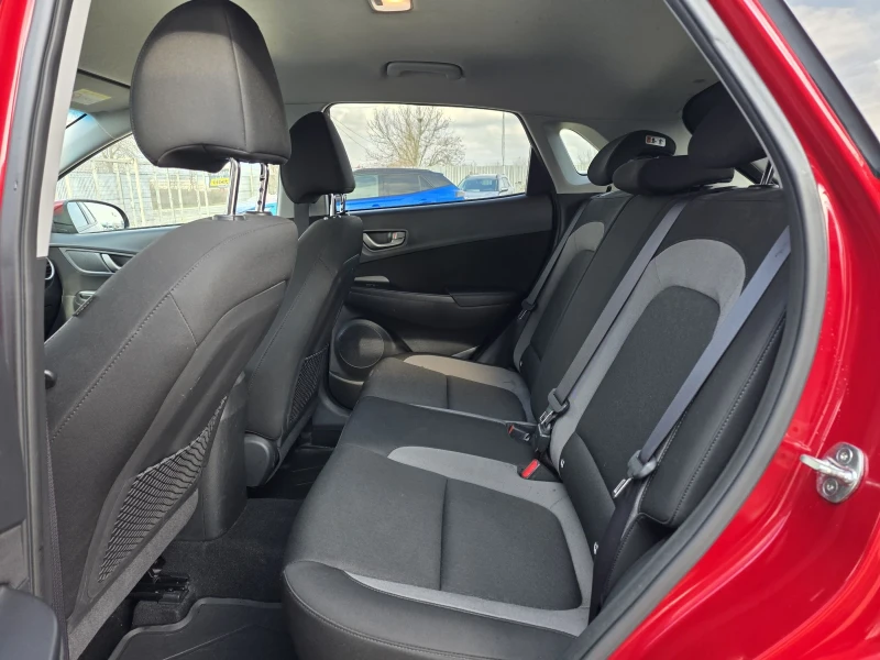 Hyundai Kona 1.6CRDI AUTOMATIC PREMIUM, снимка 9 - Автомобили и джипове - 53358587