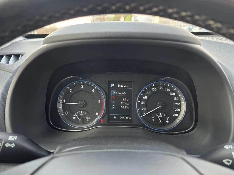 Hyundai Kona 1.6CRDI AUTOMATIC PREMIUM, снимка 14 - Автомобили и джипове - 53358587