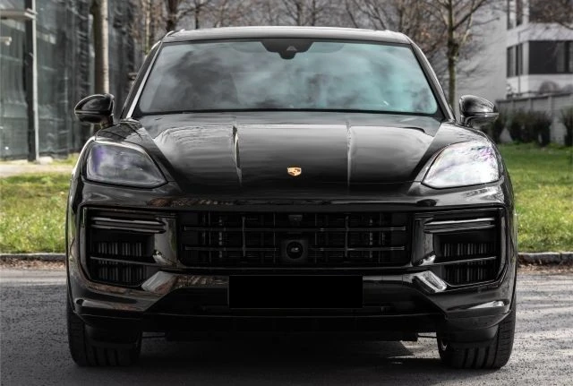 Porsche Cayenne Turbo E-Hybrid = NEW= SportDesign Гаранция, снимка 1 - Автомобили и джипове - 49064789