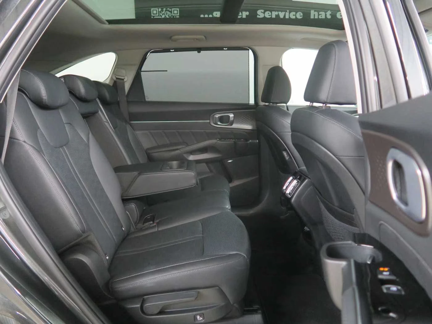 Kia Sorento HEV/215HP/4X4/SPIRIT/360/PANO/LED/ACC/952v | Mobile.bg � ����������� 12