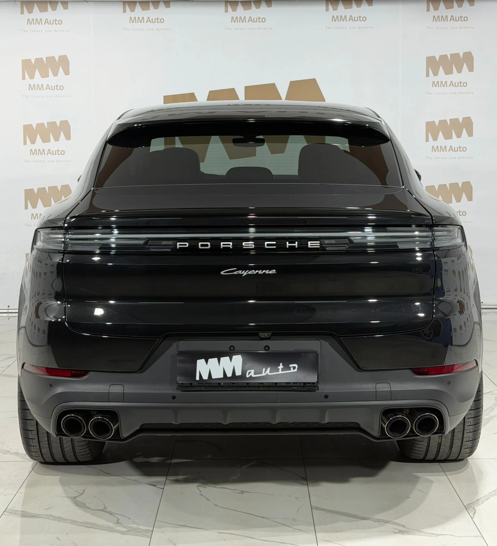 Porsche Cayenne Coupe* Bose* Display* Pano* Chrono, снимка 5 - Автомобили и джипове - 53864171