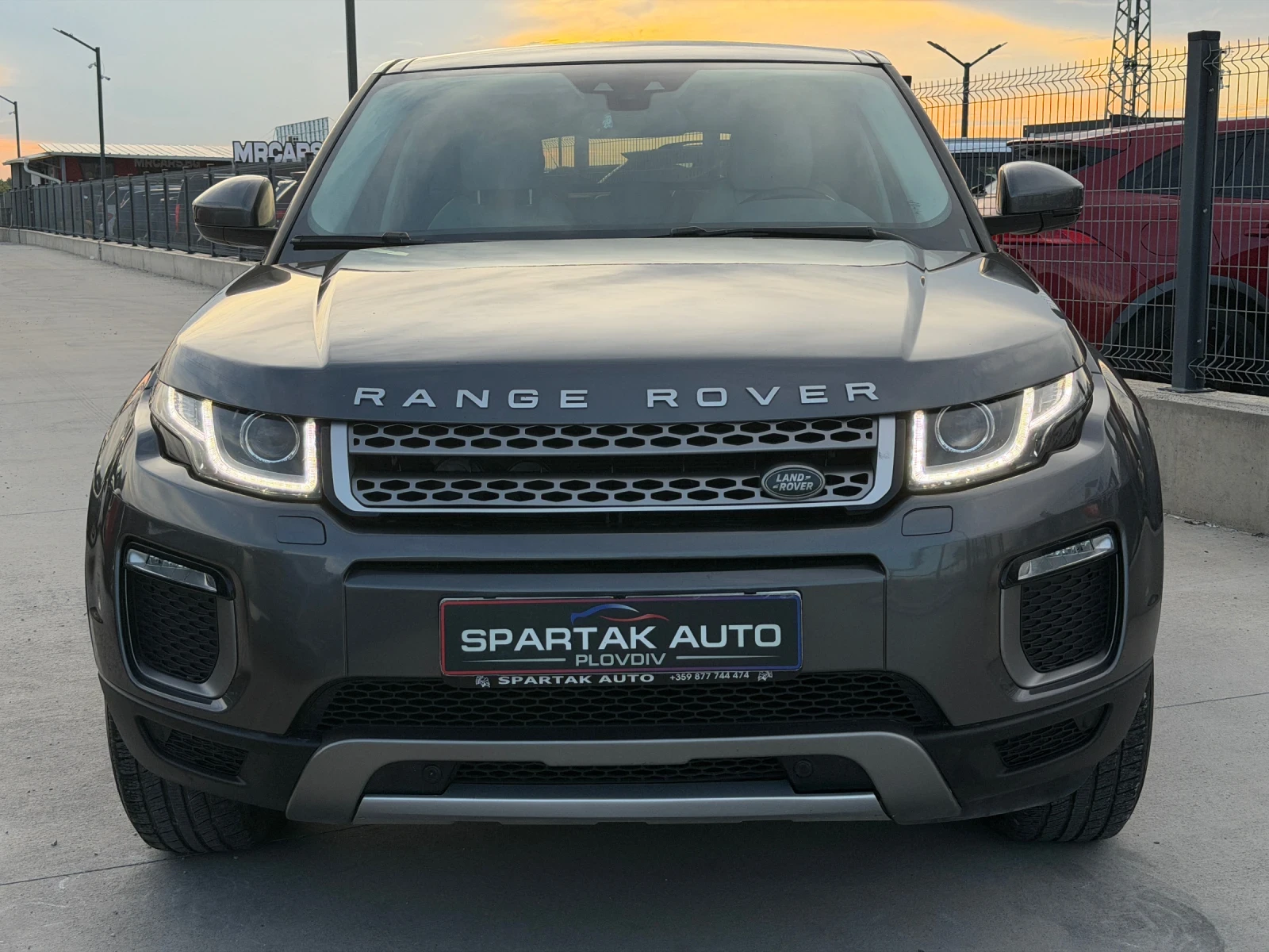 Land Rover Range Rover Evoque 2.0D* 240к.с* 2017г* FACE* 4X4* 141.000KM* НОВ* АВ, снимка 2 - Автомобили и джипове - 54875701