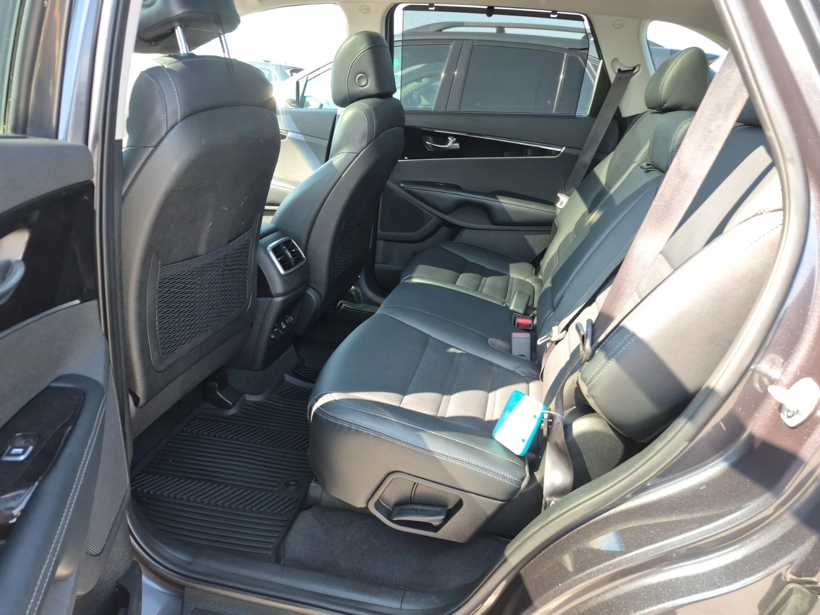 Kia Sorento EX+ * 3.3 V6 * КОЖА * ПОДГРЕВИ * AWD * CARFAX * , снимка 8 - Автомобили и джипове - 55833982