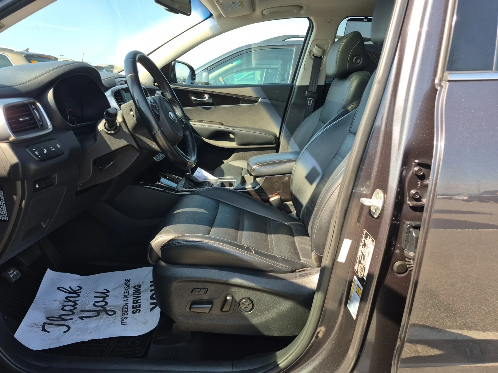 Kia Sorento EX+ * 3.3 V6 * КОЖА * ПОДГРЕВИ * AWD * CARFAX * , снимка 5 - Автомобили и джипове - 55833982
