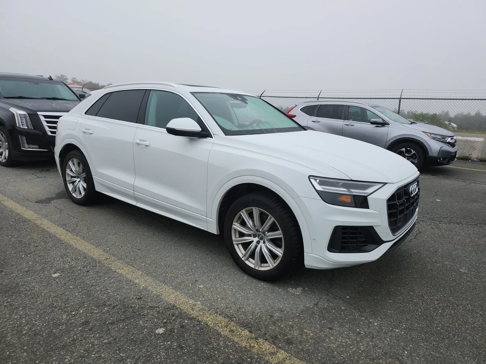 Audi Q8 55 Tfsi Quattro Progressiv / ОБДУХВАНЕ / DISTRONIC, снимка 5 - Автомобили и джипове - 56079916