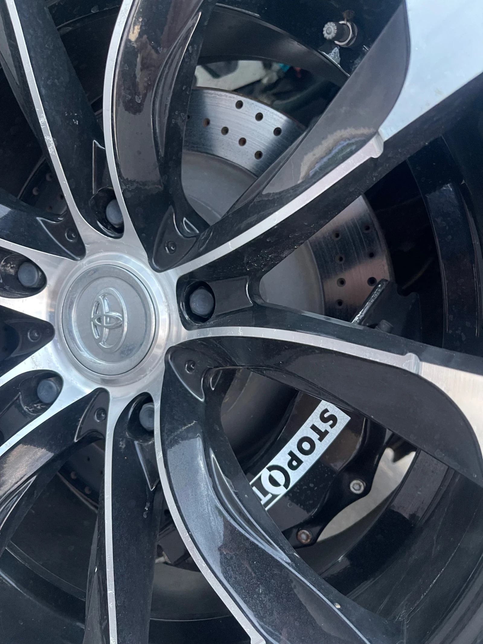 Toyota Tundra Magnuson 550 supercharger, снимка 9 - Автомобили и джипове - 56185330