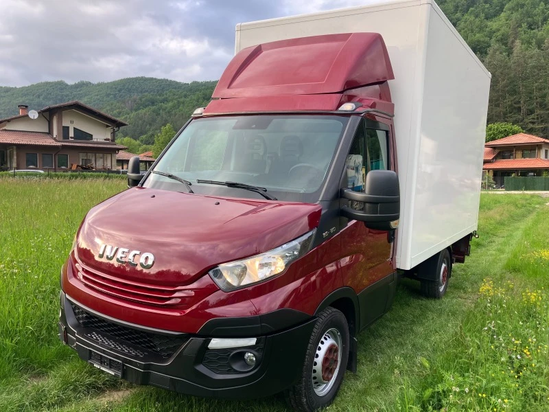 Iveco 35S18 ФУРГОН БОРД ВЪЗД ВЪЗГЛАВНИЦИ КЛИМАТРОНИК, снимка 1 - Бусове и автобуси - 45805335