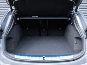 Porsche Taycan 4 Cross Turismo, снимка 16