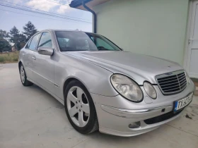 Mercedes-Benz E 320, снимка 2