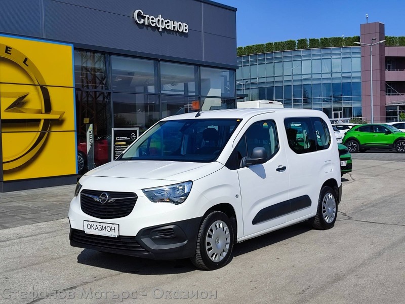 Opel Combo Life 4+ 1 Selection 1.5D (75HP) MT5, снимка 1 - Автомобили и джипове - 46432909