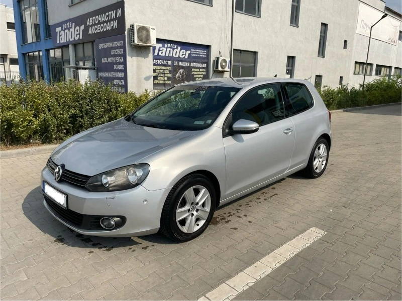 VW Golf, снимка 1 - Автомобили и джипове - 46646711