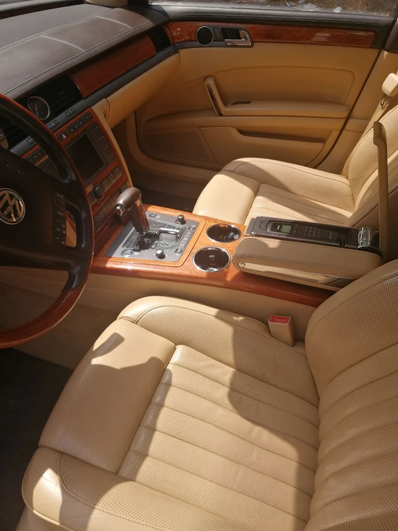 VW Phaeton, снимка 13 - Автомобили и джипове - 47946008