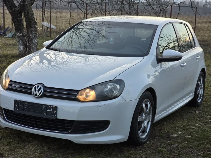 VW Golf 1.6D 105кс  2011g , снимка 10 - Автомобили и джипове - 48912634